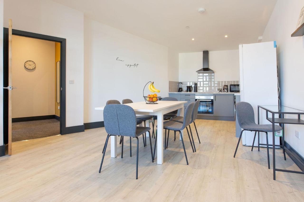 The Kingsway- 2 Bedroom Central Swansea Apartments By Stayright Экстерьер фото