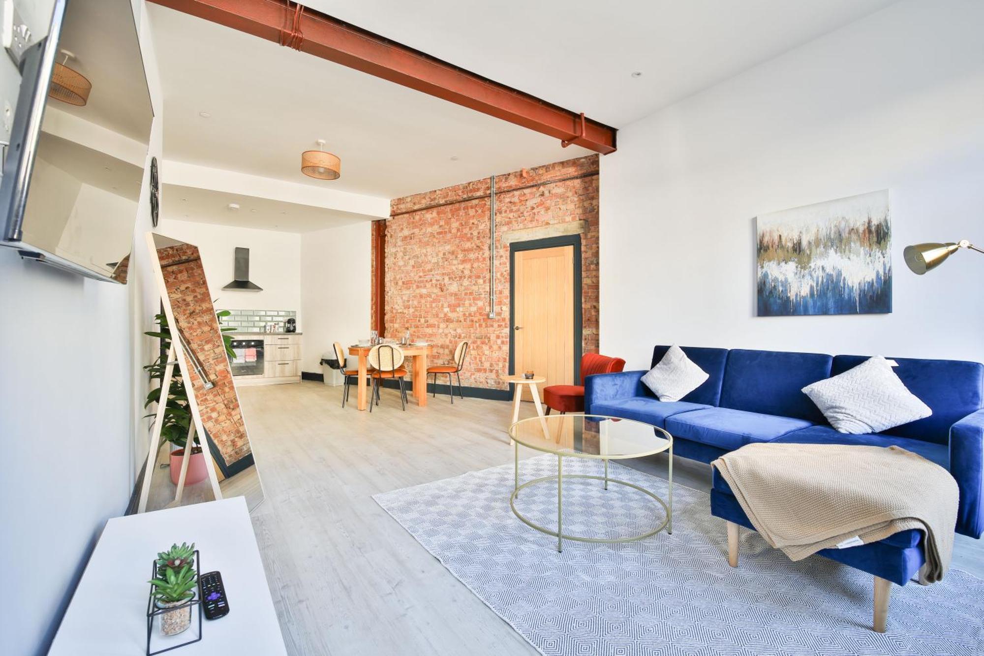 The Kingsway- 2 Bedroom Central Swansea Apartments By Stayright Экстерьер фото